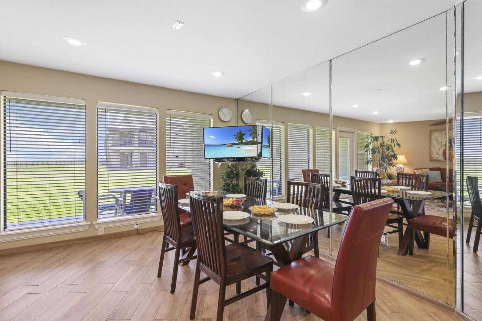 Ground Floor Beachfront Beauty! Steps To The Beach And Pool South Padre Island Zimmer foto
