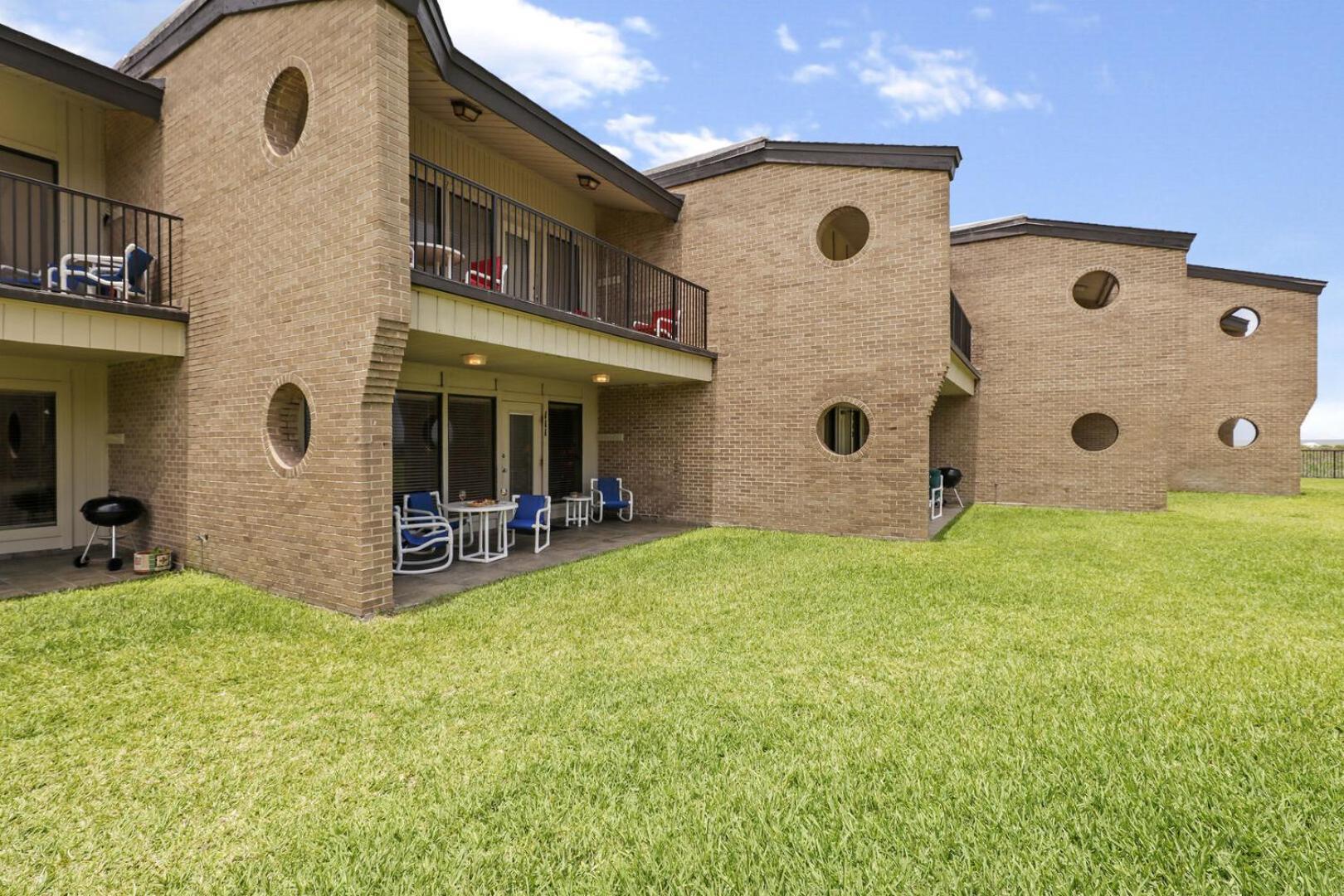 Ground Floor Beachfront Beauty! Steps To The Beach And Pool South Padre Island Zimmer foto